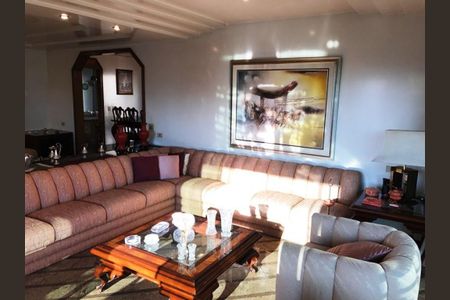 Apartamento à venda com 269m², 3 quartos e 4 vagas