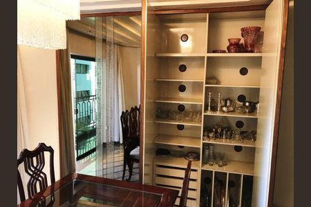 Apartamento à venda com 269m², 3 quartos e 4 vagas