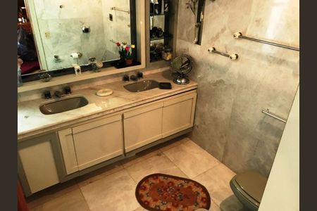 Apartamento à venda com 269m², 3 quartos e 4 vagas