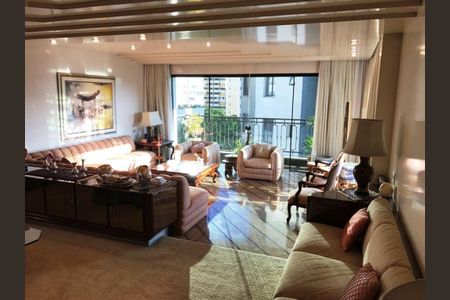 Apartamento à venda com 269m², 3 quartos e 4 vagas