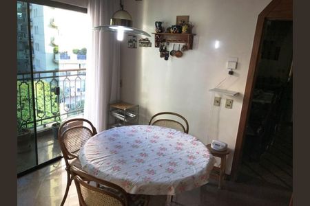 Apartamento à venda com 269m², 3 quartos e 4 vagas
