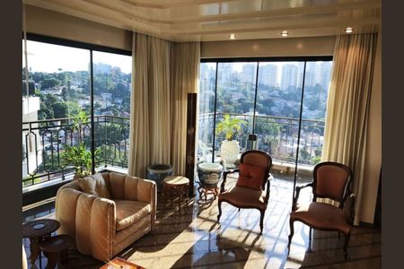 Apartamento à venda com 269m², 3 quartos e 4 vagas