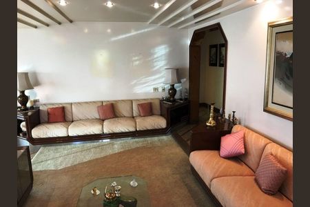 Apartamento à venda com 269m², 3 quartos e 4 vagas