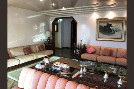 Apartamento à venda com 269m², 3 quartos e 4 vagas