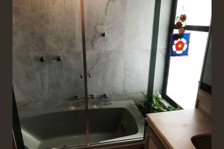 Apartamento à venda com 269m², 3 quartos e 4 vagas