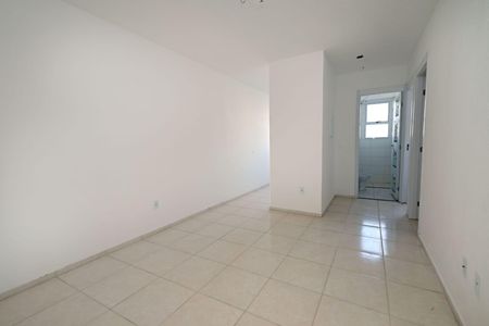 Sala de apartamento para alugar com 2 quartos, 50m² em Arraial do Retiro, Salvador