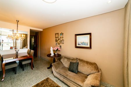 Apartamento à venda com 83m², 2 quartos e 2 vagas Apartamento à venda com 83m², 2 quartos e 2 vagasSala