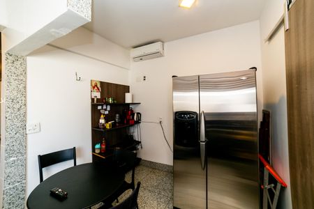 Apartamento à venda com 83m², 2 quartos e 2 vagas Apartamento à venda com 83m², 2 quartos e 2 vagasCozinha