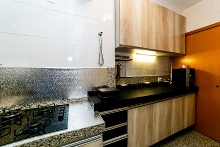 Apartamento à venda com 83m², 2 quartos e 2 vagas Apartamento à venda com 83m², 2 quartos e 2 vagasCozinha