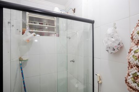 Banheiro de apartamento para alugar com 2 quartos, 50m² em Jardim São Luís, São Paulo