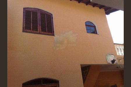 Casa à venda com 257m², 4 quartos e 4 vagas