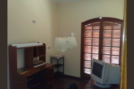 Casa à venda com 4 quartos, 257m² em Adalgisa, São Paulo