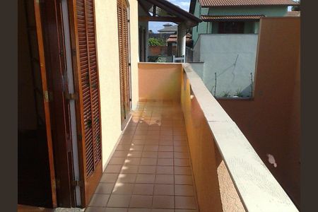 Casa à venda com 257m², 4 quartos e 4 vagas