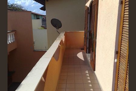 Casa à venda com 257m², 4 quartos e 4 vagas