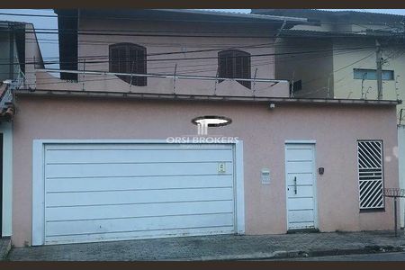Casa à venda com 257m², 4 quartos e 4 vagas