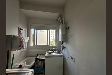 Área de Serviço de apartamento para alugar com 2 quartos, 70m² em Bethaville I, Barueri