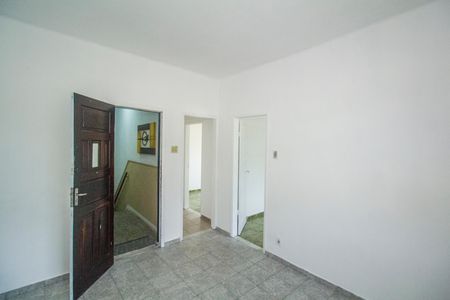 Sala de apartamento para alugar com 2 quartos, 70m² em Realengo, Rio de Janeiro