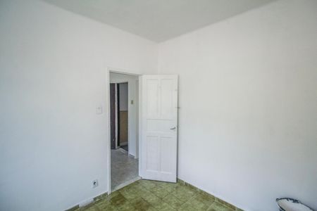 Quarto 1 de apartamento para alugar com 2 quartos, 70m² em Realengo, Rio de Janeiro