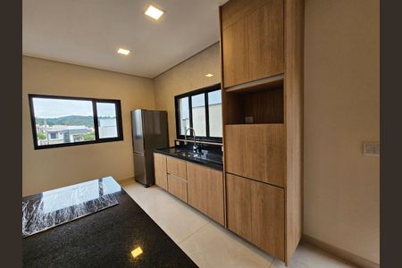 Casa à venda com 177m², 3 quartos e 2 vagas