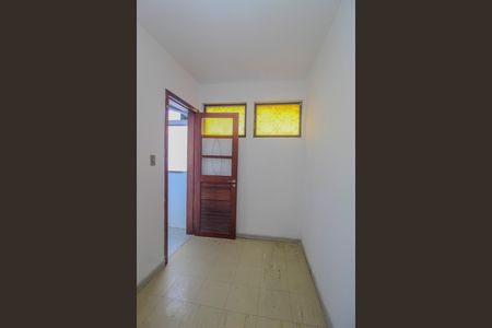 Apartamento à venda com 101m², 3 quartos e 2 vagas Apartamento à venda com 101m², 3 quartos e 2 vagasEscritório