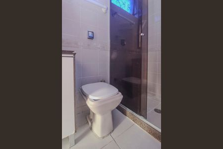 Apartamento à venda com 101m², 3 quartos e 2 vagas Apartamento à venda com 101m², 3 quartos e 2 vagasBanheiro da Suíte
