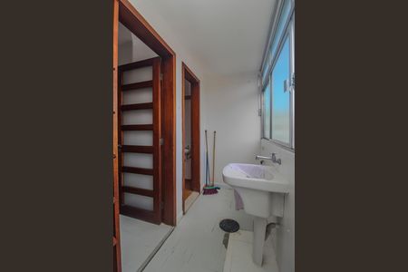 Apartamento à venda com 101m², 3 quartos e 2 vagas Apartamento à venda com 101m², 3 quartos e 2 vagasÁrea de Serviço