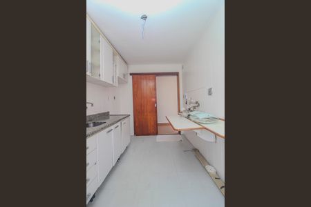 Apartamento à venda com 101m², 3 quartos e 2 vagas Apartamento à venda com 101m², 3 quartos e 2 vagasCozinha