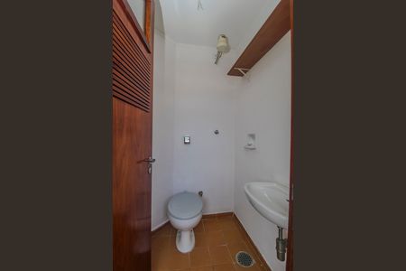 Apartamento à venda com 101m², 3 quartos e 2 vagas Apartamento à venda com 101m², 3 quartos e 2 vagasBanheiro
