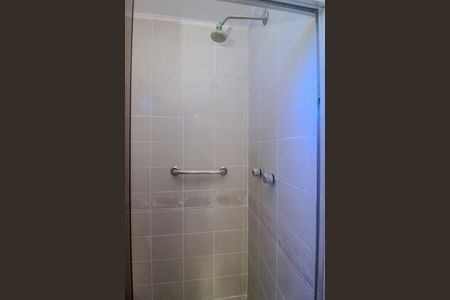 Apartamento à venda com 101m², 3 quartos e 2 vagas Apartamento à venda com 101m², 3 quartos e 2 vagasBanheiro da Suíte