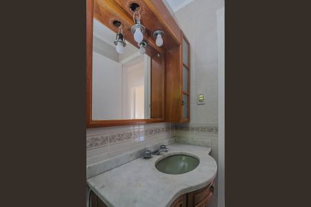 Apartamento à venda com 101m², 3 quartos e 2 vagas Apartamento à venda com 101m², 3 quartos e 2 vagasBanheiro 2