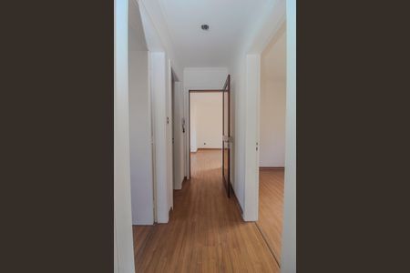 Apartamento à venda com 101m², 3 quartos e 2 vagas Apartamento à venda com 101m², 3 quartos e 2 vagasCorredor