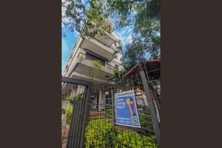 Apartamento à venda com 101m², 3 quartos e 2 vagas Apartamento à venda com 101m², 3 quartos e 2 vagasPlaca