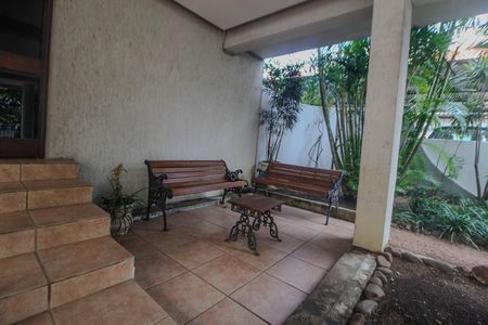Apartamento à venda com 101m², 3 quartos e 2 vagas Apartamento à venda com 101m², 3 quartos e 2 vagasHall de entrada