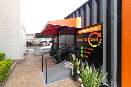 Apartamento para alugar com 53m², 2 quartos e 1 vaga Apartamento para alugar com 53m², 2 quartos e 1 vagaÁrea comum - Mini mercado