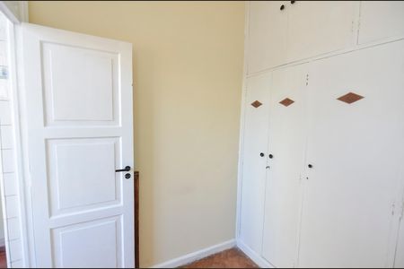 Apartamento para alugar com 100m², 3 quartos e 1 vaga Apartamento para alugar com 100m², 3 quartos e 1 vagaQuarto de Serviço