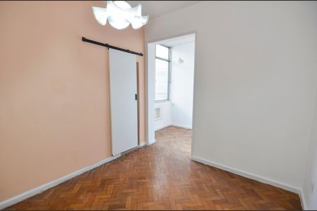 Apartamento para alugar com 100m², 3 quartos e 1 vaga Apartamento para alugar com 100m², 3 quartos e 1 vagaSuíte