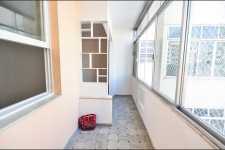 Apartamento para alugar com 100m², 3 quartos e 1 vaga Apartamento para alugar com 100m², 3 quartos e 1 vagaSala