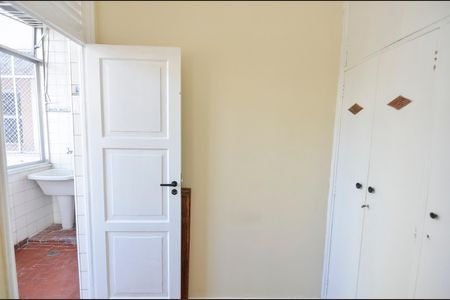 Apartamento para alugar com 100m², 3 quartos e 1 vaga Apartamento para alugar com 100m², 3 quartos e 1 vagaQuarto de Serviço