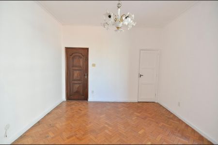 Apartamento para alugar com 100m², 3 quartos e 1 vaga Apartamento para alugar com 100m², 3 quartos e 1 vagaSala