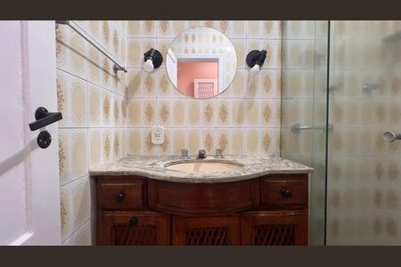 Apartamento para alugar com 100m², 3 quartos e 1 vaga Apartamento para alugar com 100m², 3 quartos e 1 vagaBanheiro Social