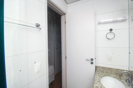 Apartamento para alugar com 59m², 2 quartos e 2 vagas Apartamento para alugar com 59m², 2 quartos e 2 vagasBanheiro da Suíte
