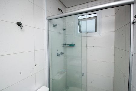 Apartamento para alugar com 59m², 2 quartos e 2 vagas Apartamento para alugar com 59m², 2 quartos e 2 vagasBanheiro da Suíte