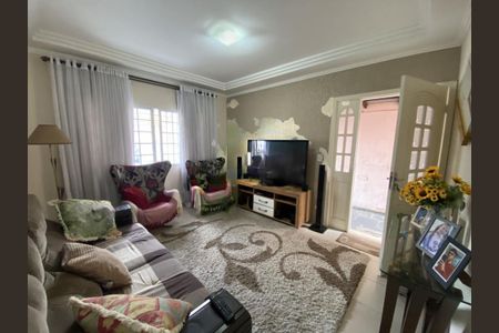 Casa à venda com 4 quartos, 154m² em Bussocaba, Osasco