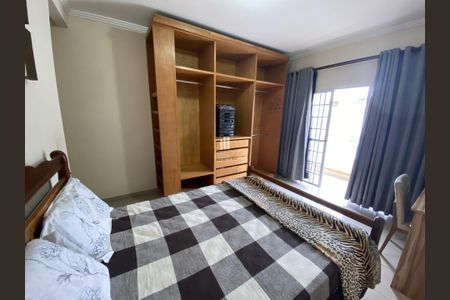 Casa à venda com 154m², 4 quartos e 2 vagas