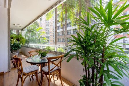 Apartamento à venda com 195m², 3 quartos e 1 vaga
