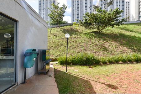Apartamento à venda com 47m², 2 quartos e sem vagaÁrea comum