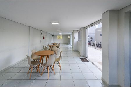 Apartamento à venda com 47m², 2 quartos e sem vagaÁrea comum - Salão de festas