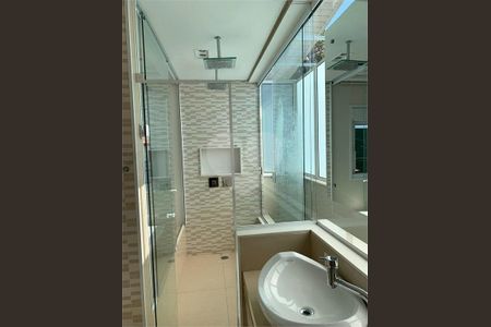 Casa à venda com 3 quartos, 300m² em Vila Santo Antônio, São Paulo