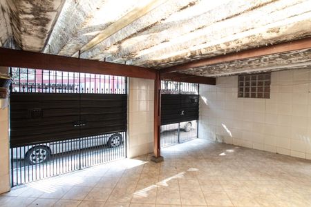 Casa para alugar com 180m², 2 quartos e 2 vagas Casa para alugar com 180m², 2 quartos e 2 vagasGaragem