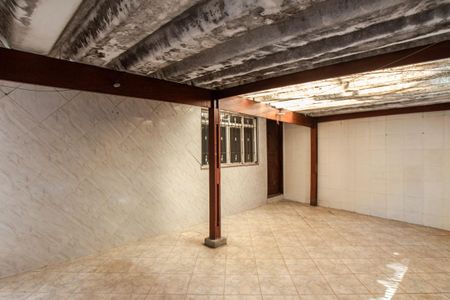 Casa para alugar com 180m², 2 quartos e 2 vagas Casa para alugar com 180m², 2 quartos e 2 vagasGaragem